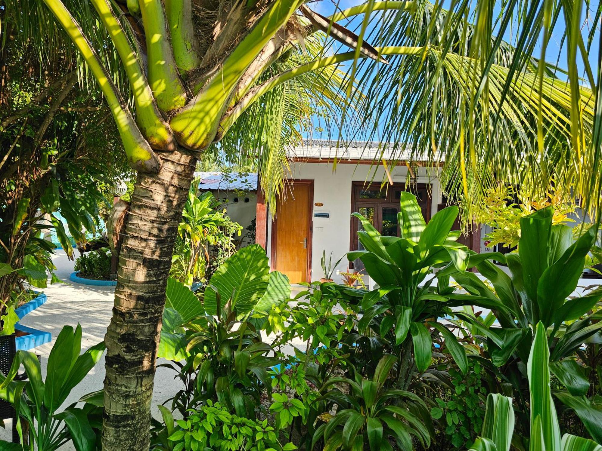 Garden By Lagoon View Apartment Bodufolhudhoo
